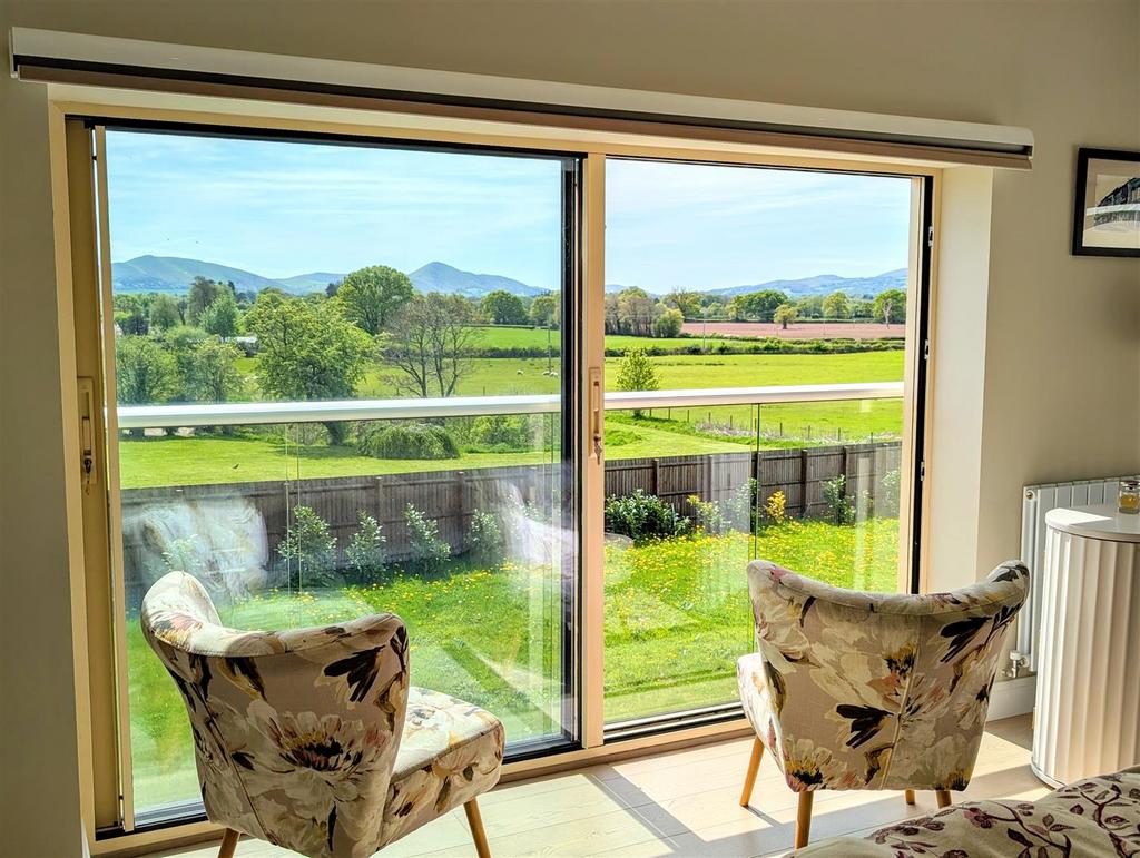 PXL 20250428 113404665~2.jpg