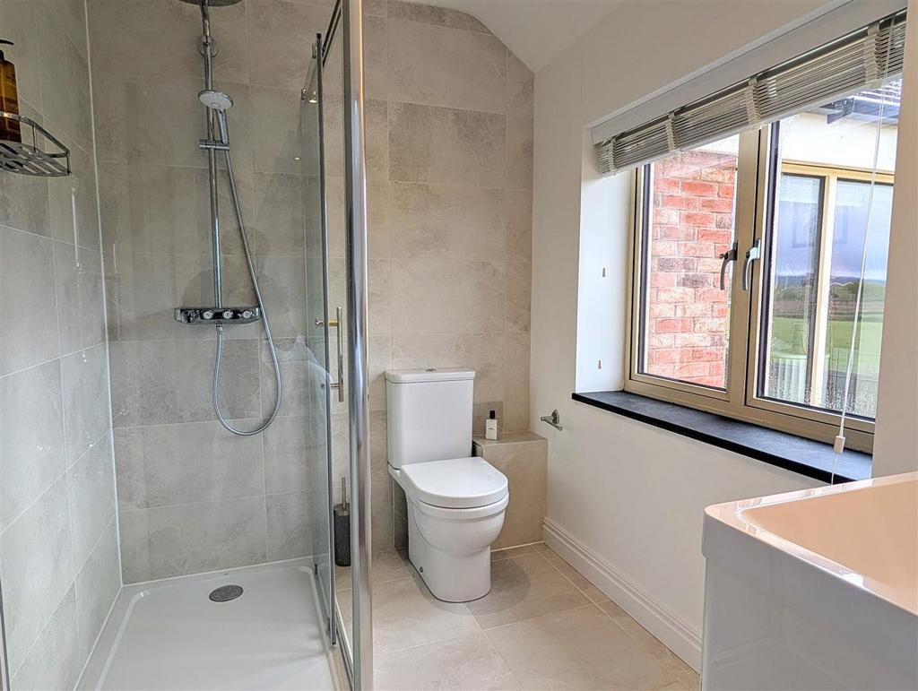 PXL 20250416 095342826~2.jpg