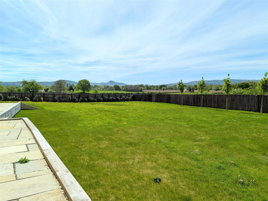 PXL 20250428 112410980~2.jpg