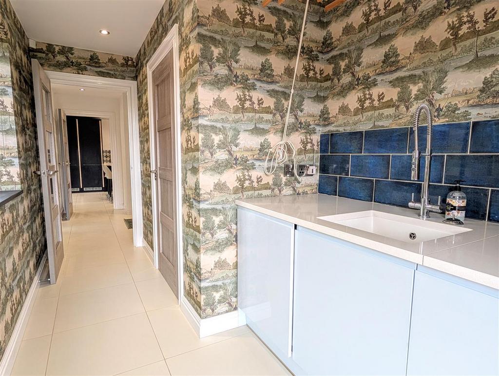 PXL 20250416 094129042~2.jpg