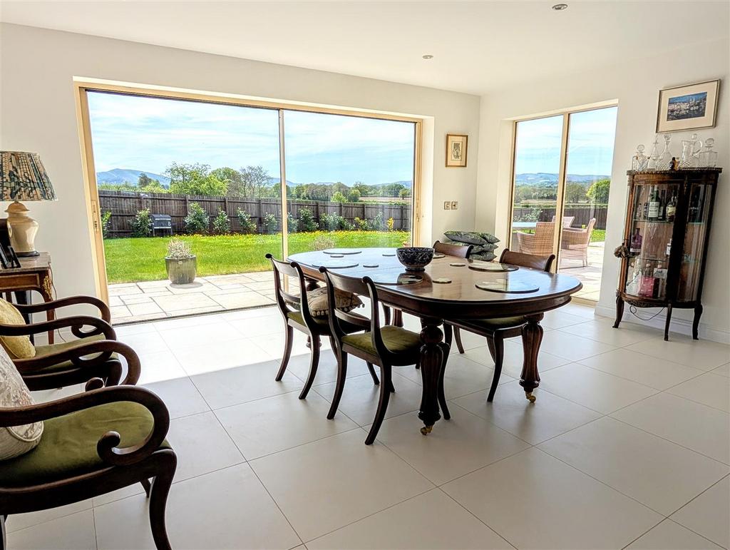 PXL 20250428 113509734~2.jpg