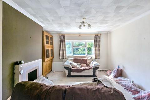 2 bedroom flat for sale, 17 Bankside, Bolney, Haywards Heath, West Sussex, RH17 5QN