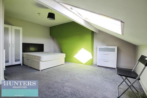 1 bedroom in a house share to rent, Claremont Villas, Claremont Terrace Little Horton, Bradford, West Yorkshire, BD5