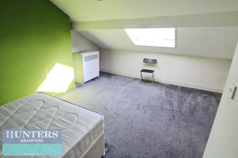 1 bedroom in a house share to rent, Claremont Villas, Claremont Terrace Little Horton, Bradford, West Yorkshire, BD5