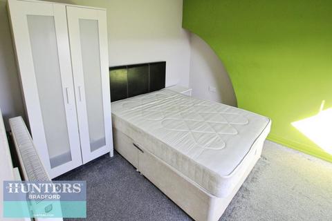 1 bedroom in a house share to rent, Claremont Villas, Claremont Terrace Little Horton, Bradford, West Yorkshire, BD5