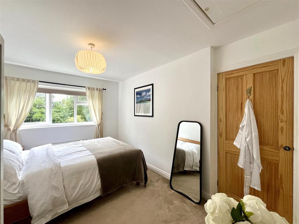 Bedroom 1 Aspect 2