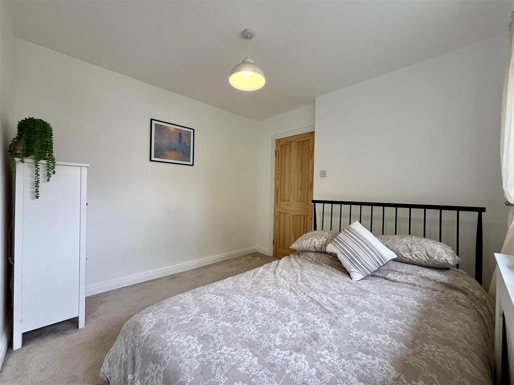 Bedroom 2 Aspect 3