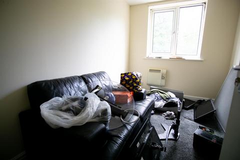 undefined, 2 Bed Flat For Sale on Ribble Bank Street, Preston