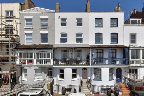 3 bedroom ground floor maisonette for sale, Paragon, Ramsgate, Kent