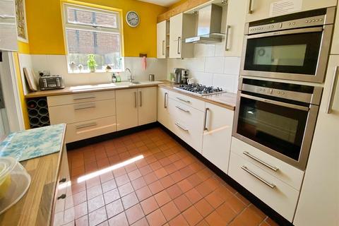 4 bedroom detached house for sale, Spring Gardens, Shrewsbury