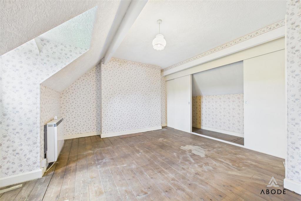 CAM03473 G0-PR0397-STILL017.jpg