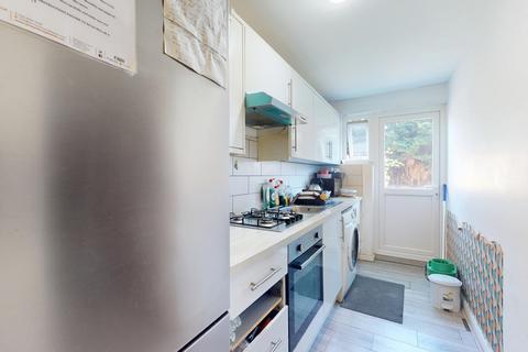 5 bedroom terraced house for sale, Northern Avenue, London, N9