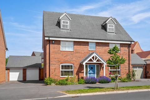 5 bedroom detached house for sale, Blackberry Lane, Stratford-Upon-Avon CV37