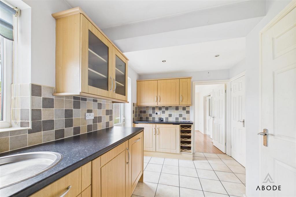 CAM02696 G0-PR0642-STILL002.jpg