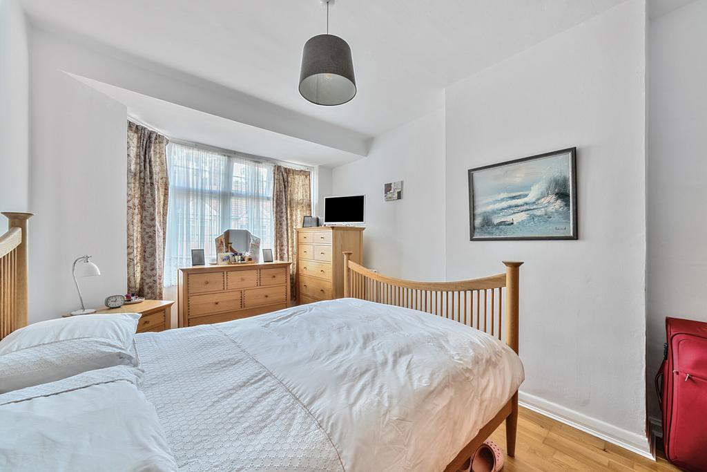 1317795-10-6863d0...