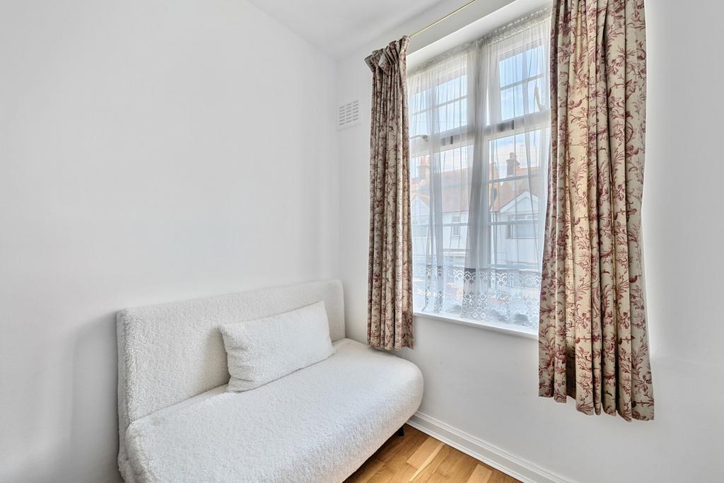 1317795-8-6863d0c...