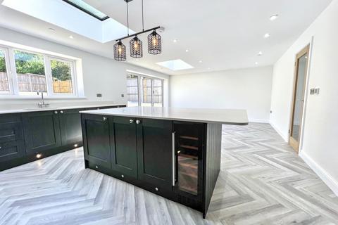 undefined, High SPECIFICATION and ENERGY EFFICIENT NEW BUILD Tanhurst, Main Road Undy, Caldicot, Monmouthshire, NP26 3EH
