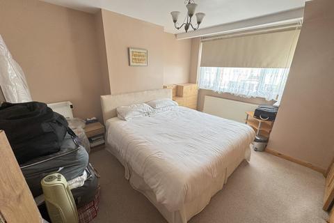 22 Harrow Road, Feltham, TW14 8RT