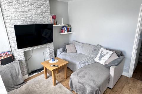 2 bedroom end of terrace house to rent, 52 Spital Street, Lincoln