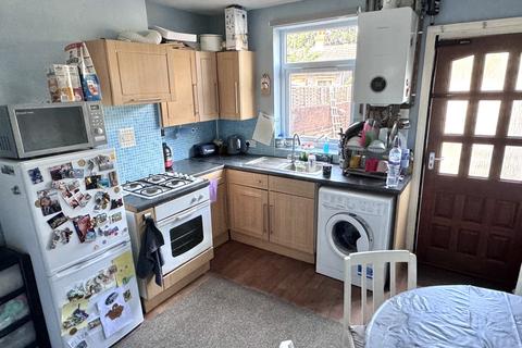 2 bedroom end of terrace house to rent, 52 Spital Street, Lincoln
