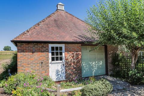 undefined, No Onward Chain in Hawkhurst