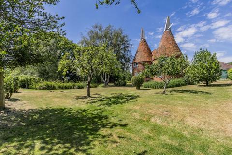 4 bedroom detached house for sale, No Onward Chain in Hawkhurst