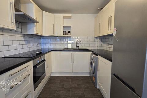 1 bedroom apartment for sale, Maltings Close, London
