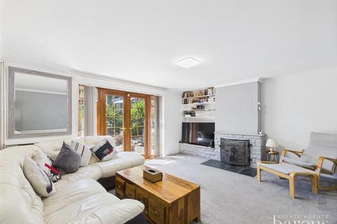 33 Butler Close, Basingstoke, RG22 6UF