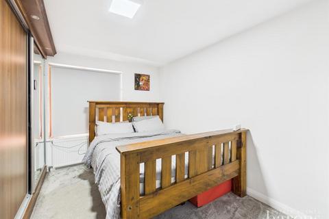 33 Butler Close, Basingstoke, RG22 6UF