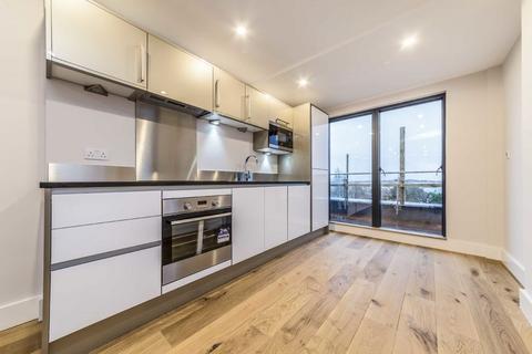 2 bedroom flat for sale, High Street, Feltham TW13