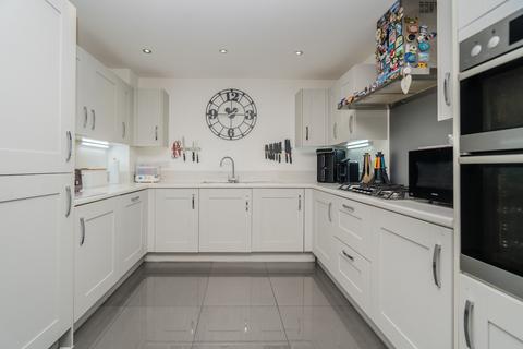 Dominica Grove Newton Leys, Milton Keynes, MK3