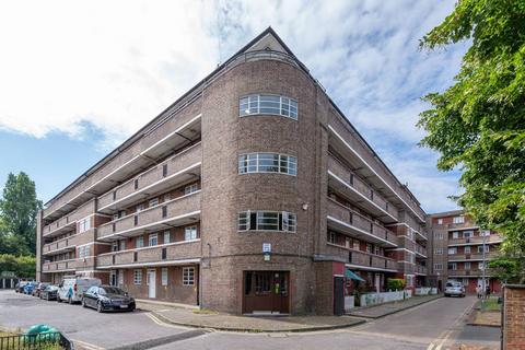 1 bedroom flat to rent, Poynders Road, Clapham, London, SW4