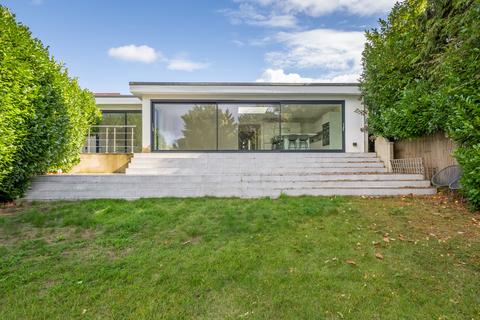 undefined, Ruden Way, Surrey KT17