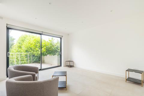undefined, Ruden Way, Surrey KT17