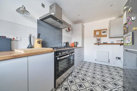 28 Rye Crescent, Orpington, BR5 4NE
