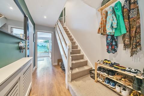 28 Rye Crescent, Orpington, BR5 4NE