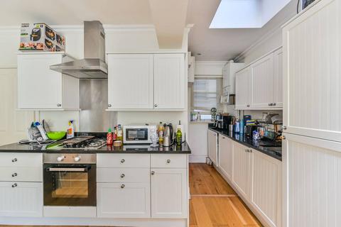 2 bedroom maisonette for sale, Windmill Road, Wandsworth, London, SW18