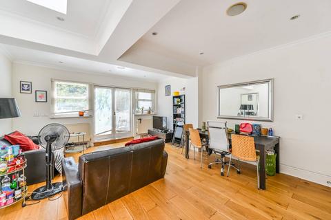 2 bedroom maisonette for sale, Windmill Road, Wandsworth, London, SW18