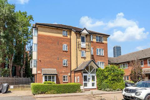 33 Anderson Close, London, W3 6YJ