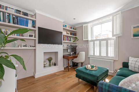 2 bedroom semi-detached house for sale, Northcote Road, New Malden