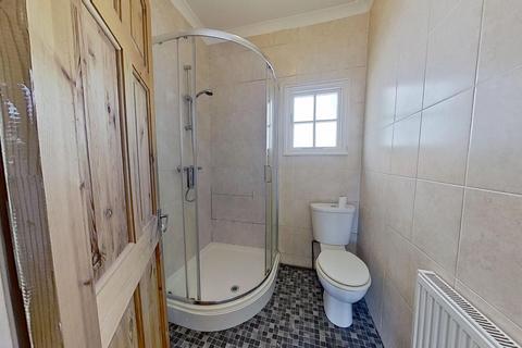undefined, Flat ,  London Road, Dover