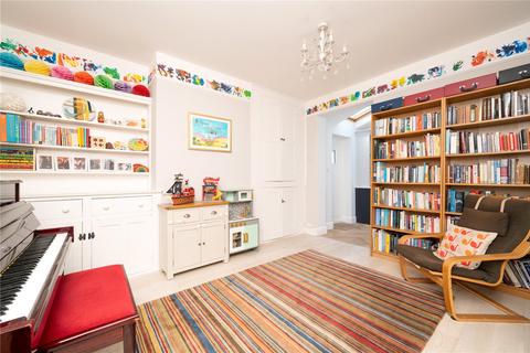 13 Upper Heath Road, St Albans, AL1 4DN