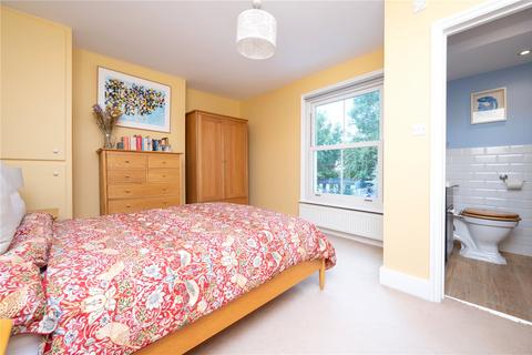 13 Upper Heath Road, St Albans, AL1 4DN