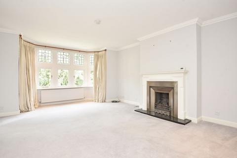 2 bedroom flat for sale, Harlow Moor Drive, Harrogate, HG2