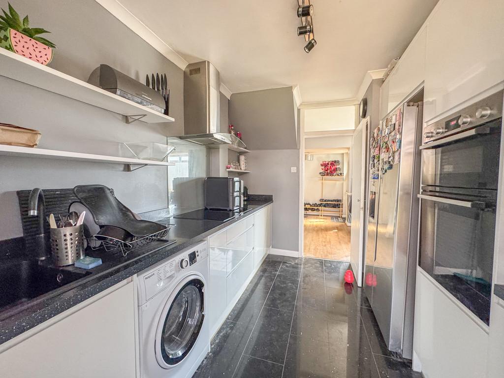 Kitchen 1