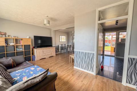 9 Birch Close, Canewdon, Rochford, SS4 3PE