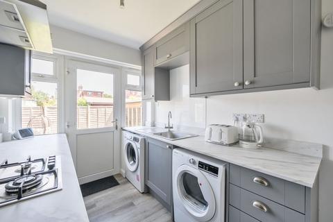 2 bedroom ground floor maisonette for sale, Stanhope Road, Carshalton