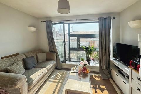 1 bedroom apartment for sale, The Point, 3 Whitehall Place