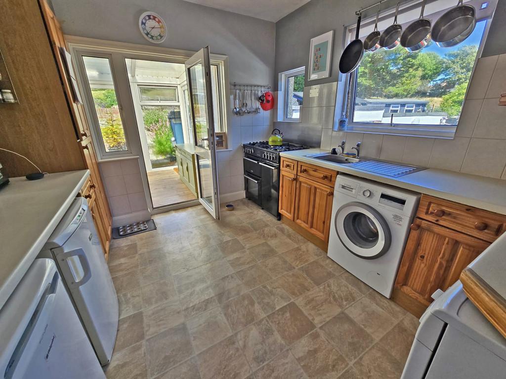 Kitchen (4)