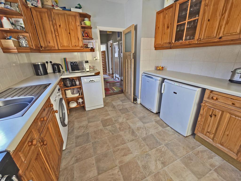 Kitchen (1)